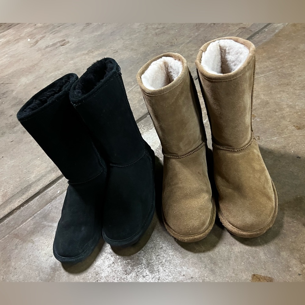 2 pairs of Size 8 Bear Paws